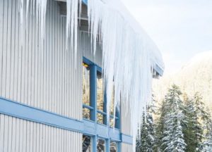 roof snow removal